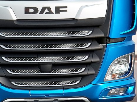 03-2017-New-DAF-XF-FAR-Super-Space-Cab-1-465x345