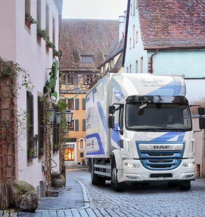 DAF-Trucks-introduces-LF-Electric.jpg