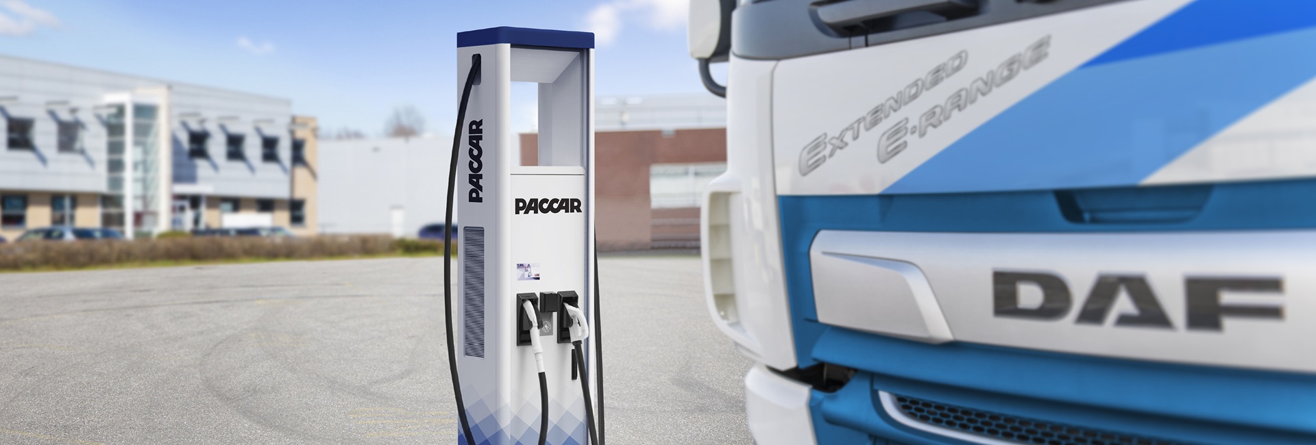 PACCAR-electric-charging-station-2021026a_3840x1300px